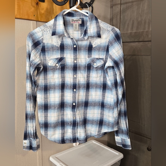 ###Plaid Country Shirt - Picture 2 of 6